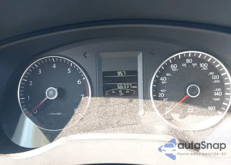 2014 Volkswagen Jetta 1.8T Se z USA, uszkodzony, nr VIN 3VWD17AJ3EM266161